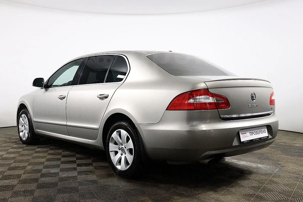 Skoda Superb  Image 7