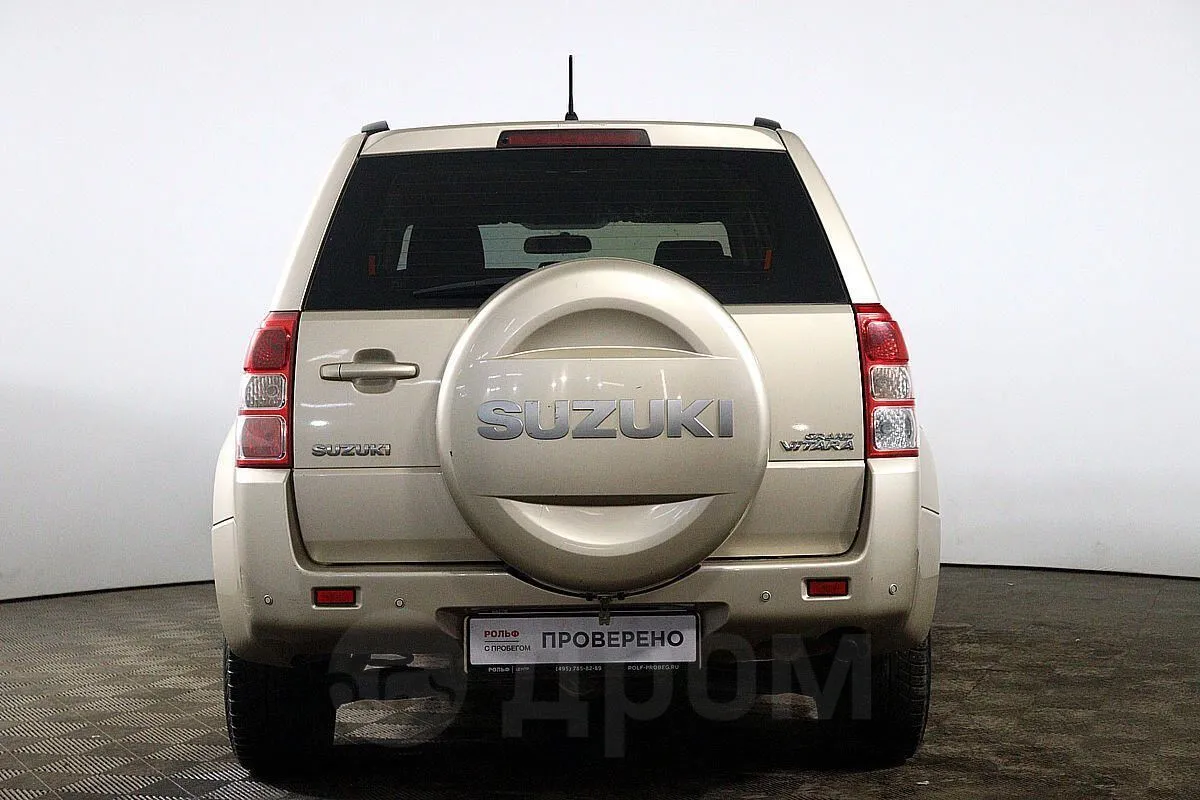 Suzuki Grand  Image 6