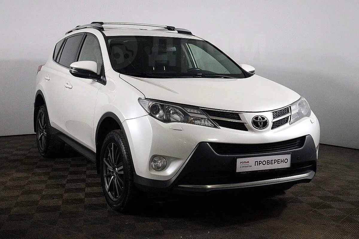Toyota RAV4  Image 3
