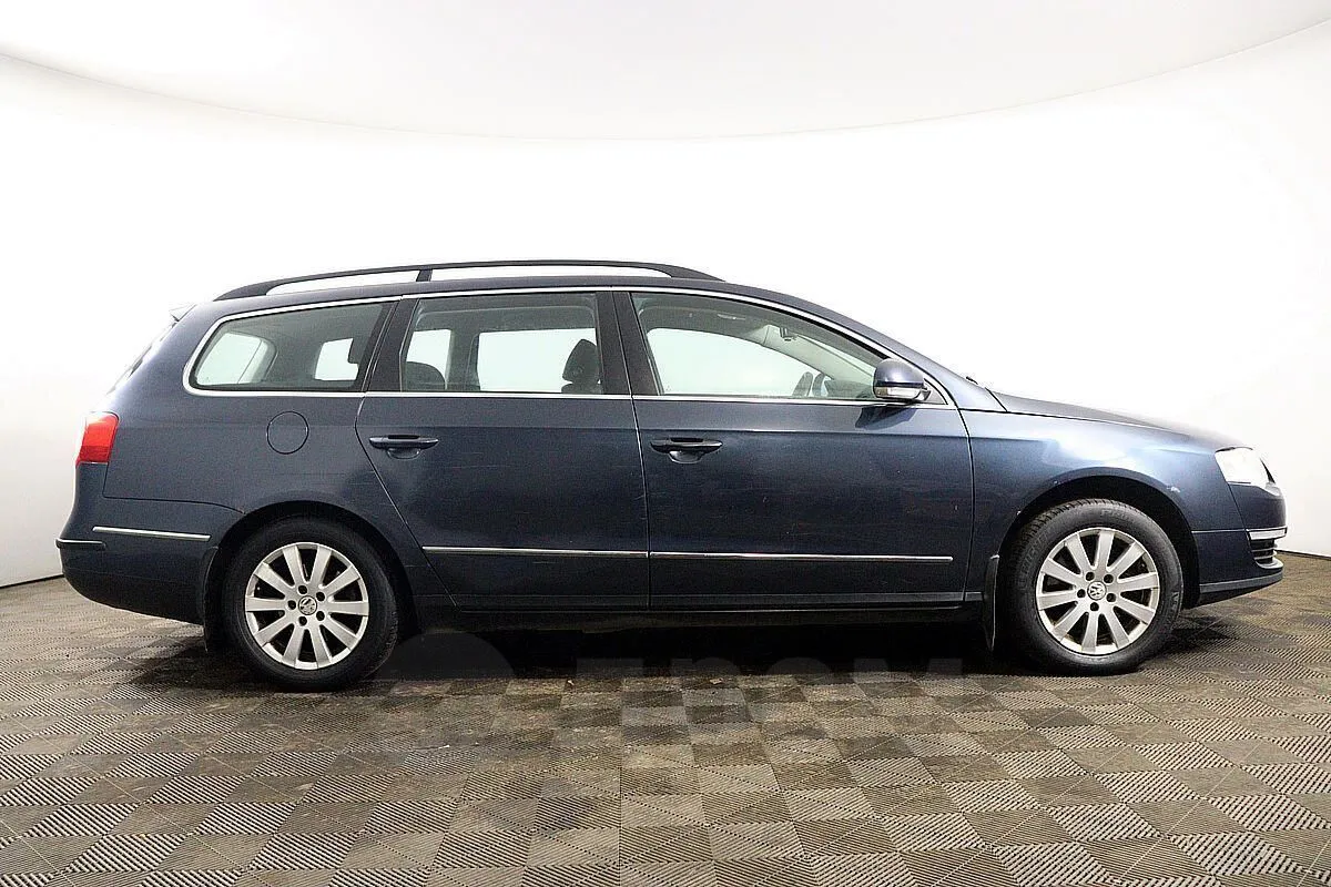 Volkswagen Passat  Image 4