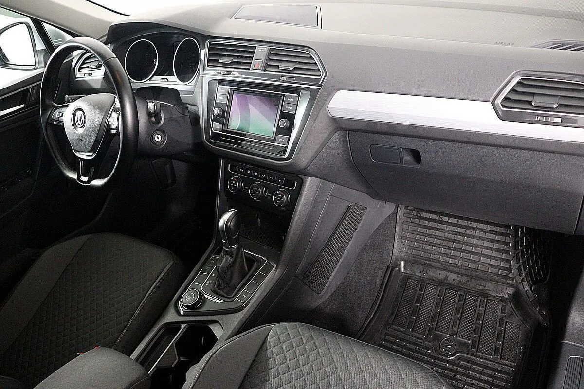 Volkswagen Tiguan  Image 10