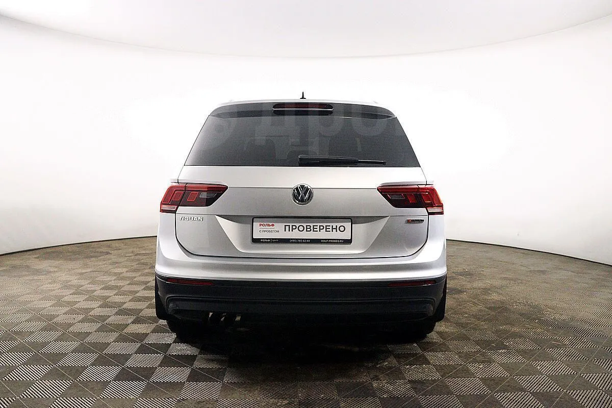Volkswagen Tiguan  Image 6