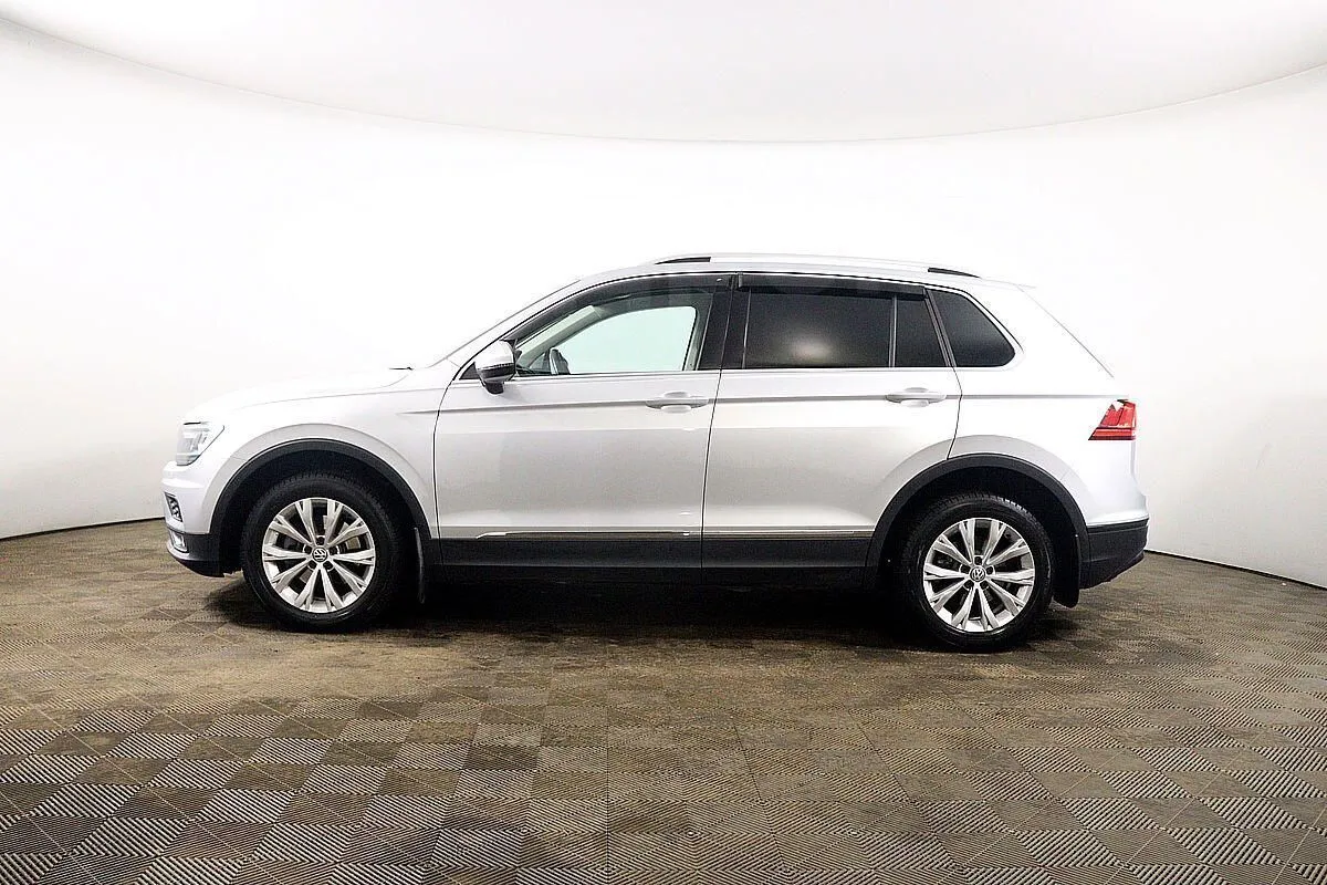 Volkswagen Tiguan  Image 8