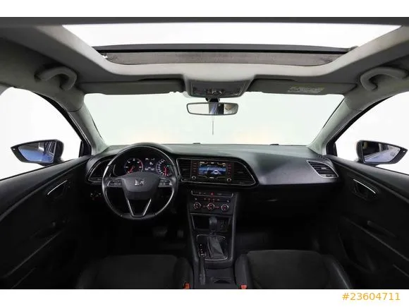 Seat Leon 1.6 TDI Style Image 10