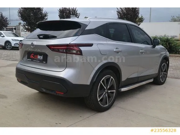 Nissan Qashqai 1.3 DIG-T Tekna Image 9