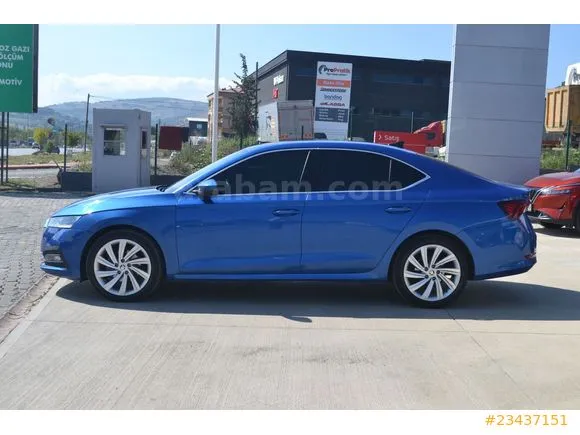 Skoda Octavia 1.5 e-Tec Premium Image 10