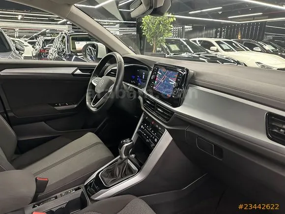 Volkswagen T-Roc 1.5 TSI Life Image 9