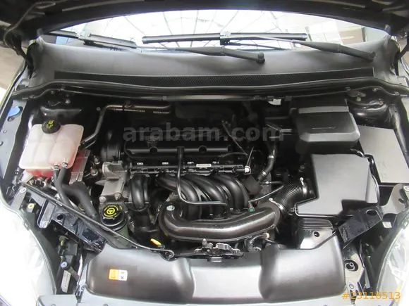 Ford Focus 1.6 Trend Image 9