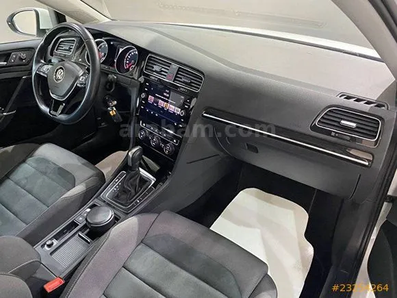 Volkswagen Golf 1.5 TSi Comfortline Image 10