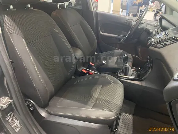Ford Fiesta 1.4 Titanium Image 10