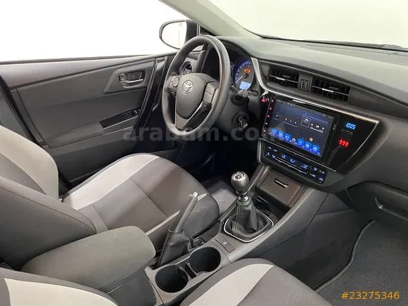 Toyota Auris 1.33 Life Image 10