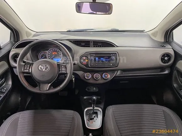 Toyota Yaris 1.5 Fun Special Image 9