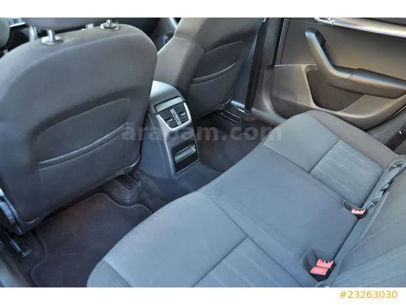 Skoda Octavia 1.6 TDI Style Image 10