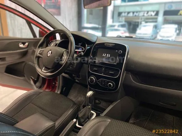 Renault Clio 1.5 dCi Icon Image 10