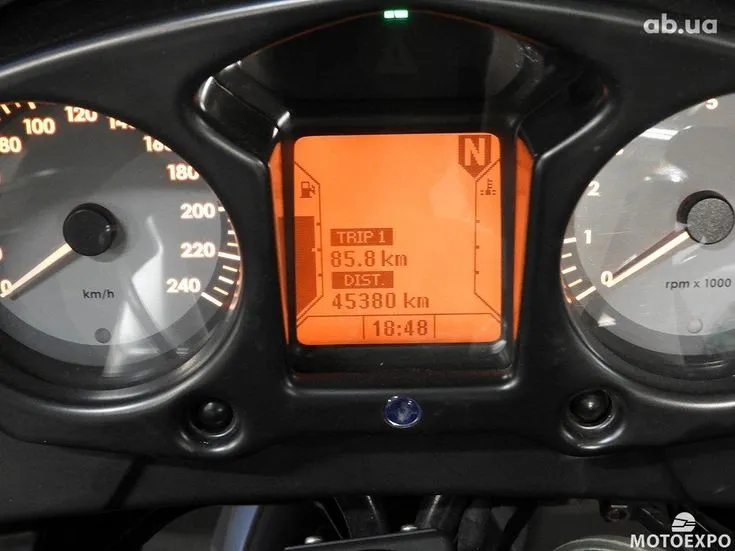 BMW R  Image 5