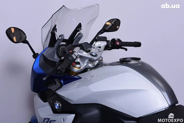 BMW R  Image 8