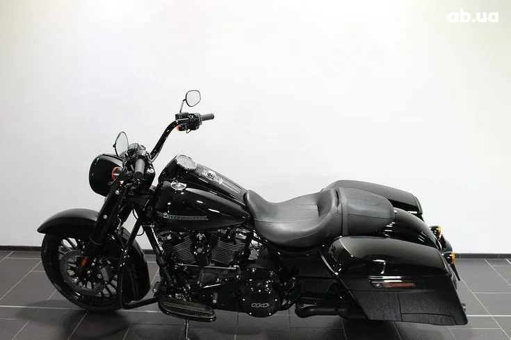 Harley-Davidson FLHRXS  Image 6