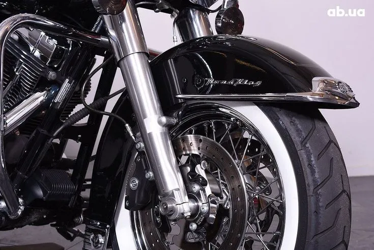 Harley-Davidson Touring  Image 9