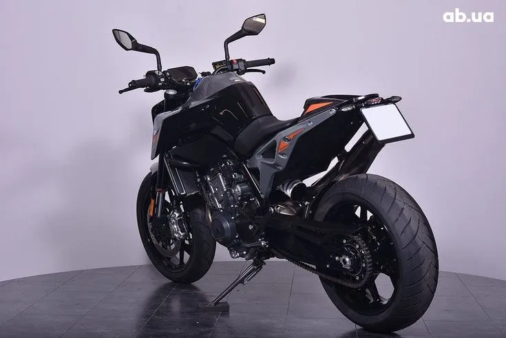 KTM 790  Image 8