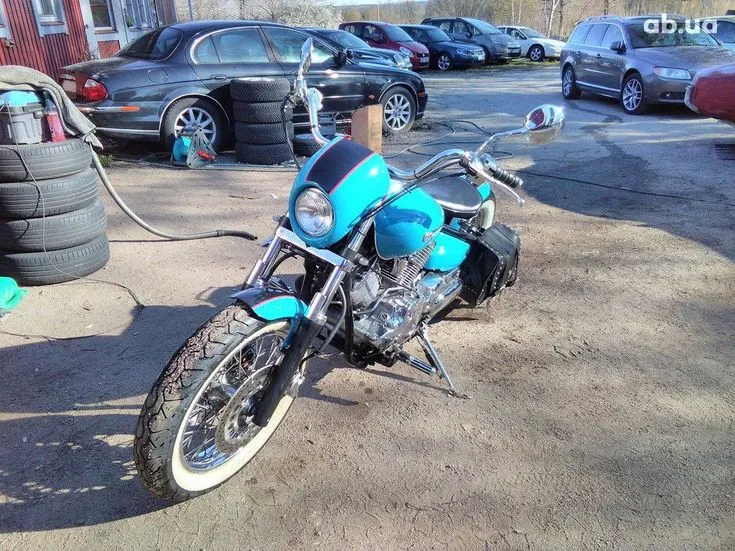 Yamaha XVS  Image 1